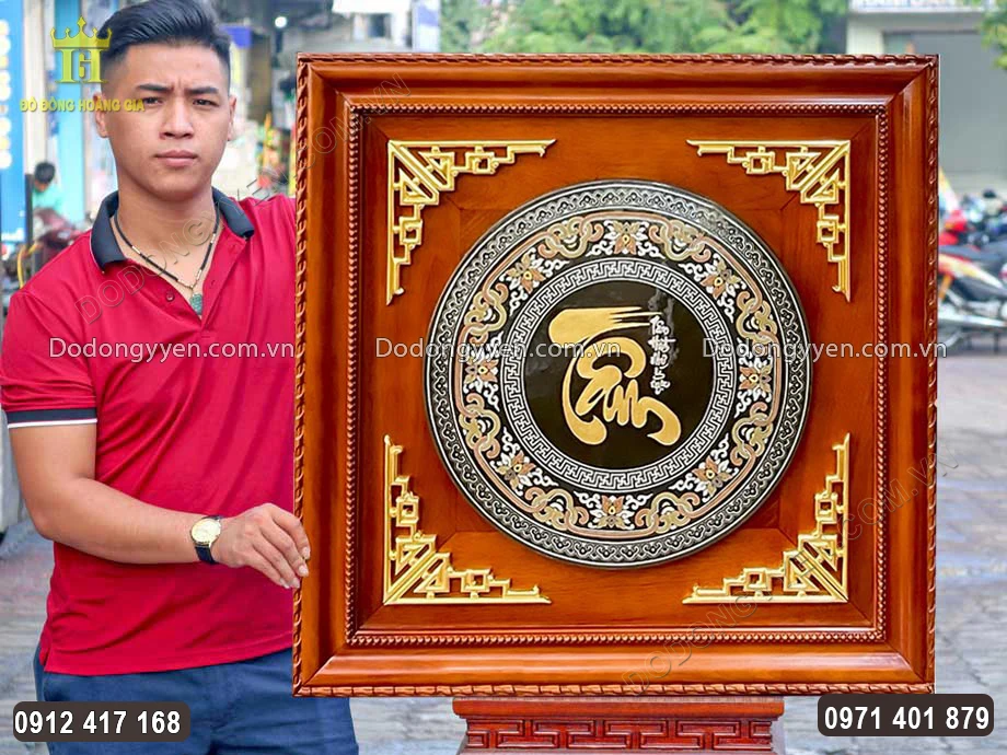 Khung tranh bằng gỗ tự nhi&ecirc;n chắc chắn